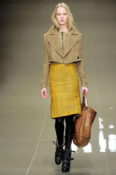 Look 37